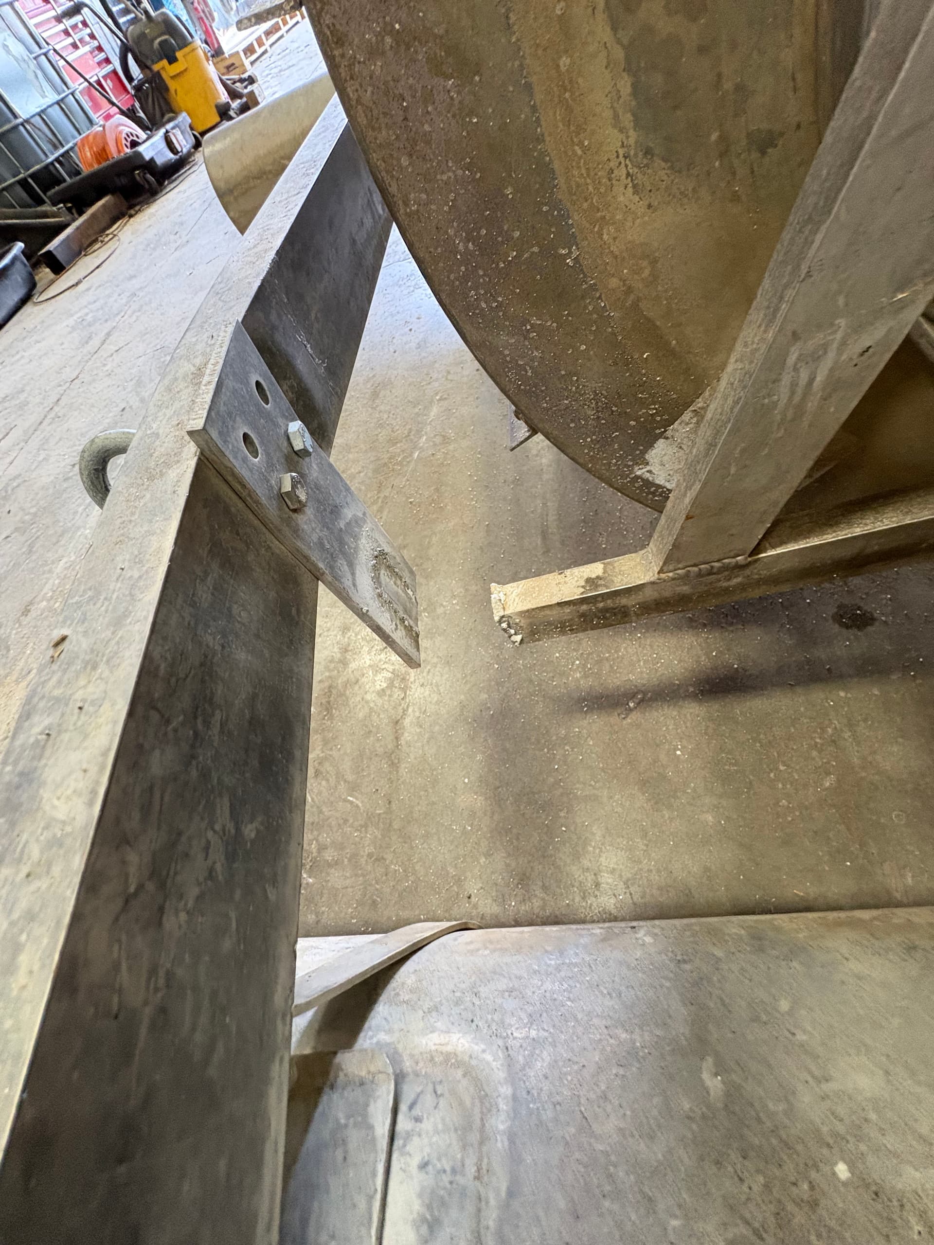 Gallery photos for River Screen Frame Straightening and Structural Reinforcement: Image #1