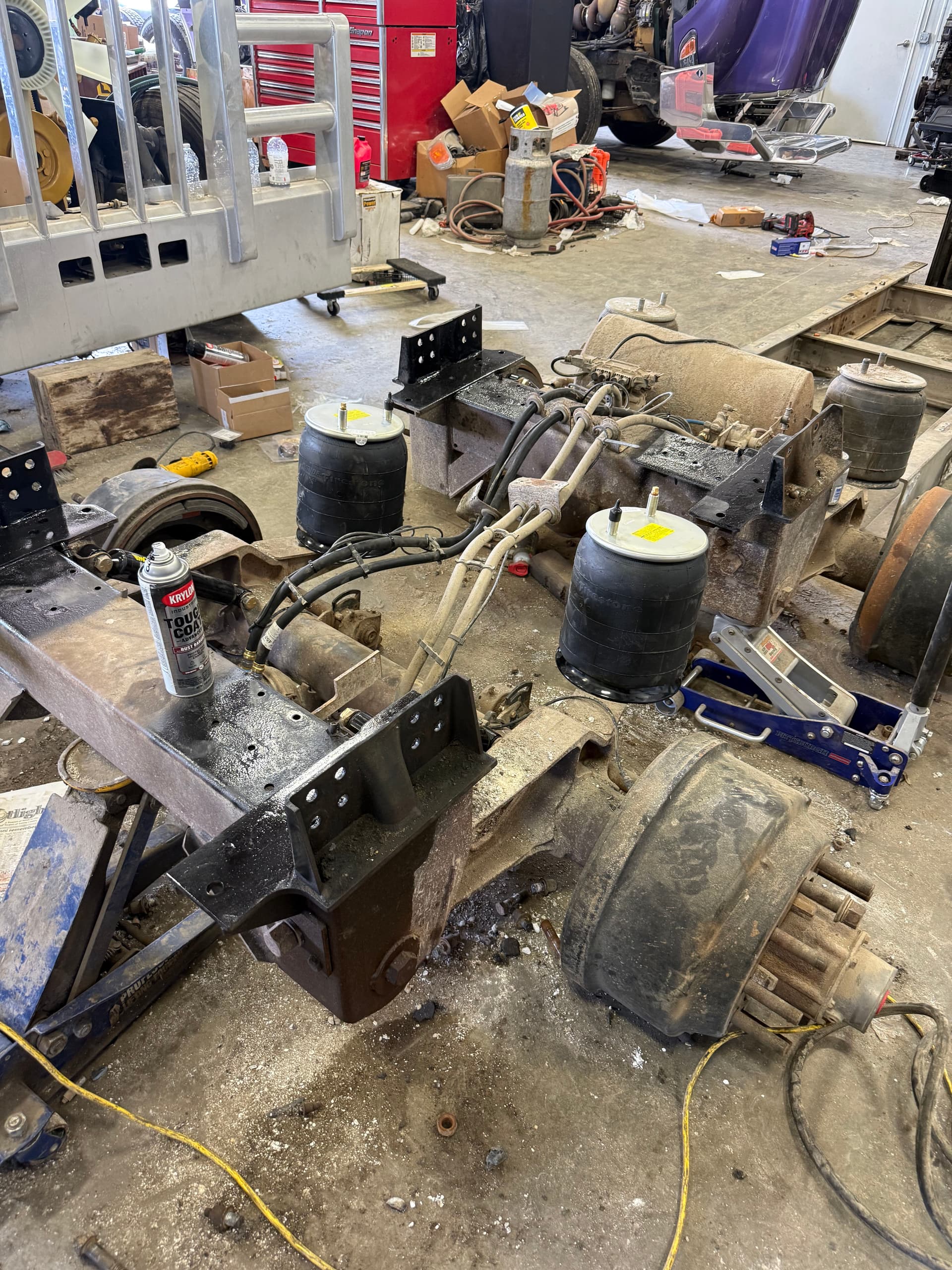 Gallery photos for Grain Trailer Subframe Replacement With New Airbags and Shocks: Image #5