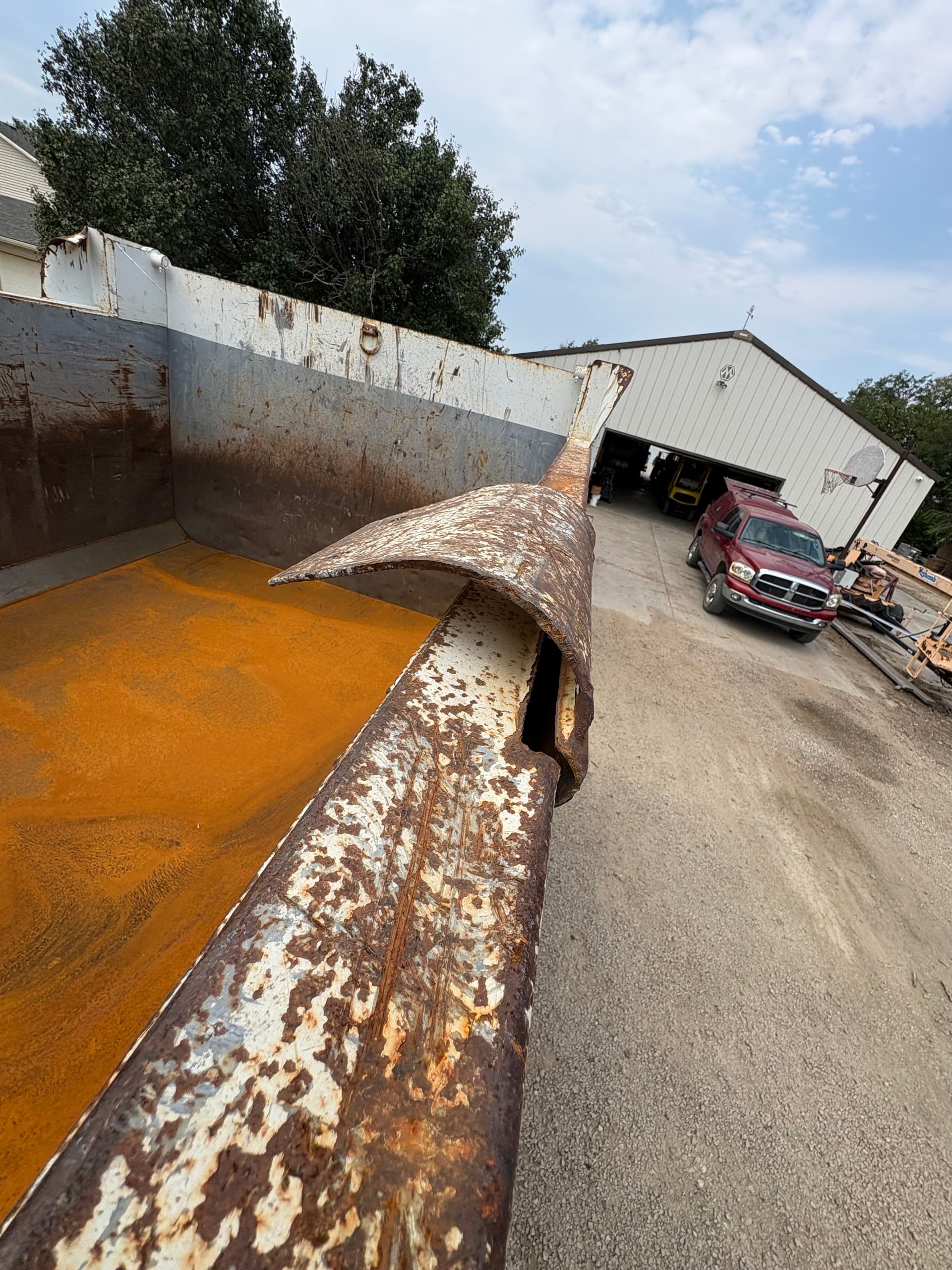 Railroad Dump Truck Tarp Bracket and Crack Repair for Central State image