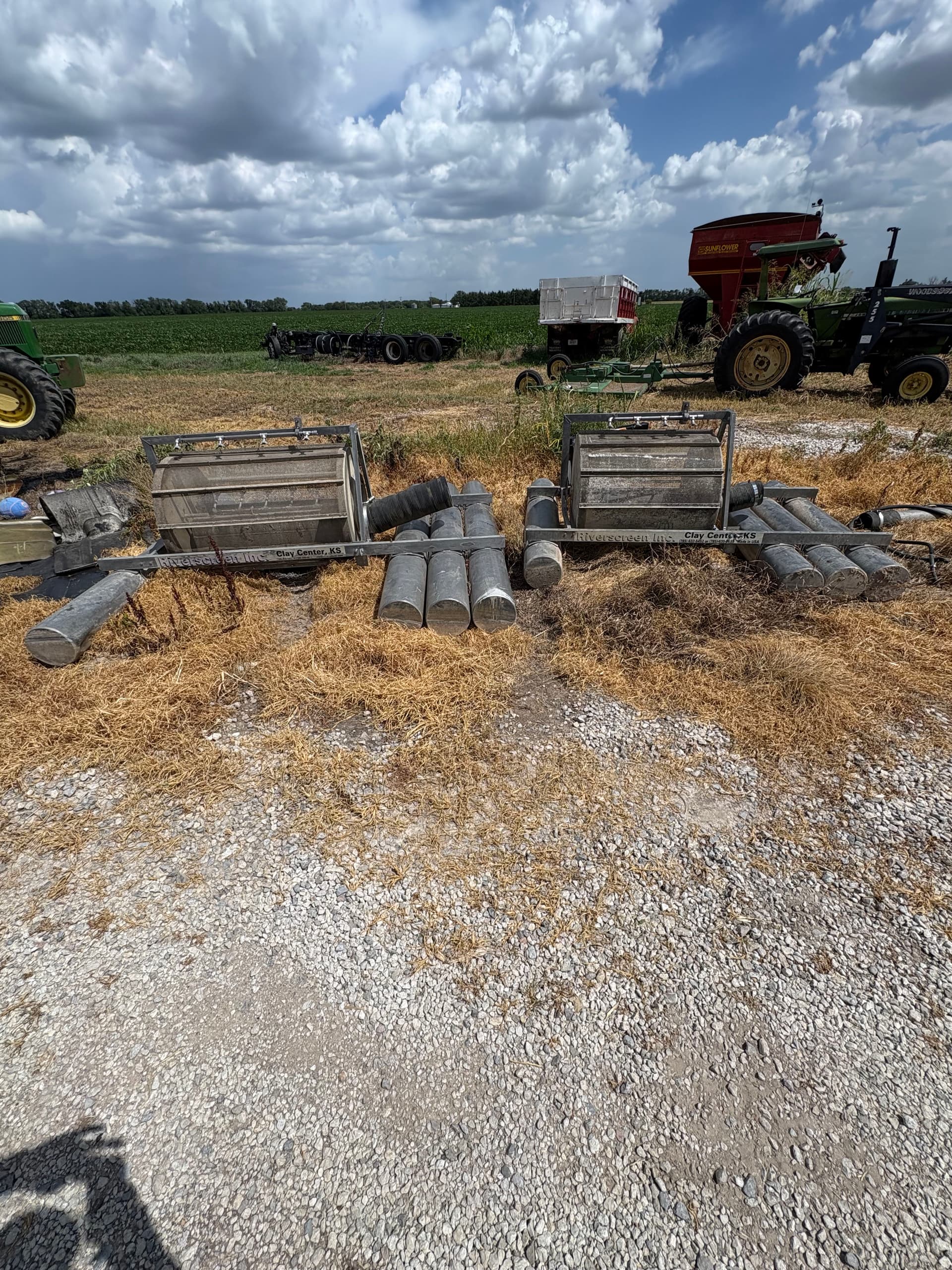 Two River Screens Built and Delivered for Local Farmers in Clay Center, KS image