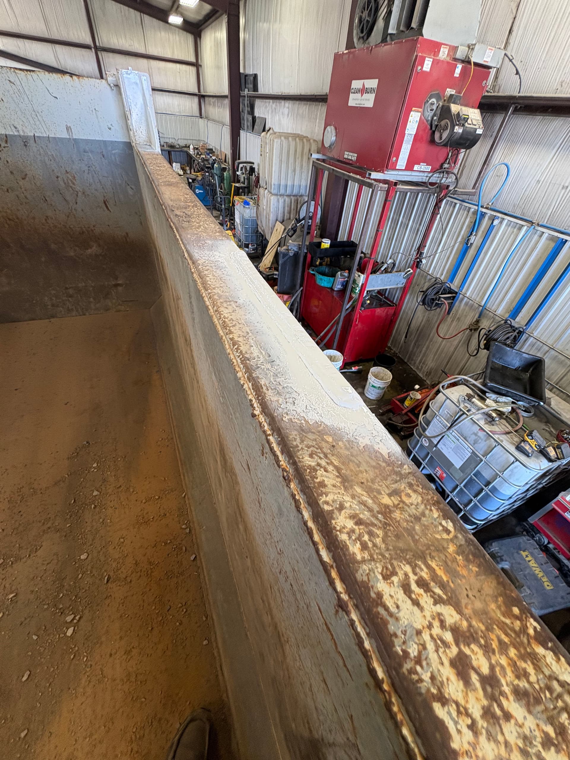 Gallery photos for Railroad Dump Truck Tarp Bracket and Crack Repair for Central State: Image #7